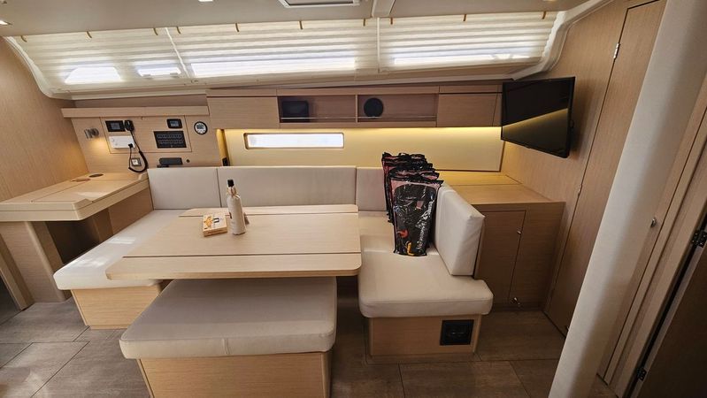 Beneteau Oceanis 40.1 | Dream Weaver