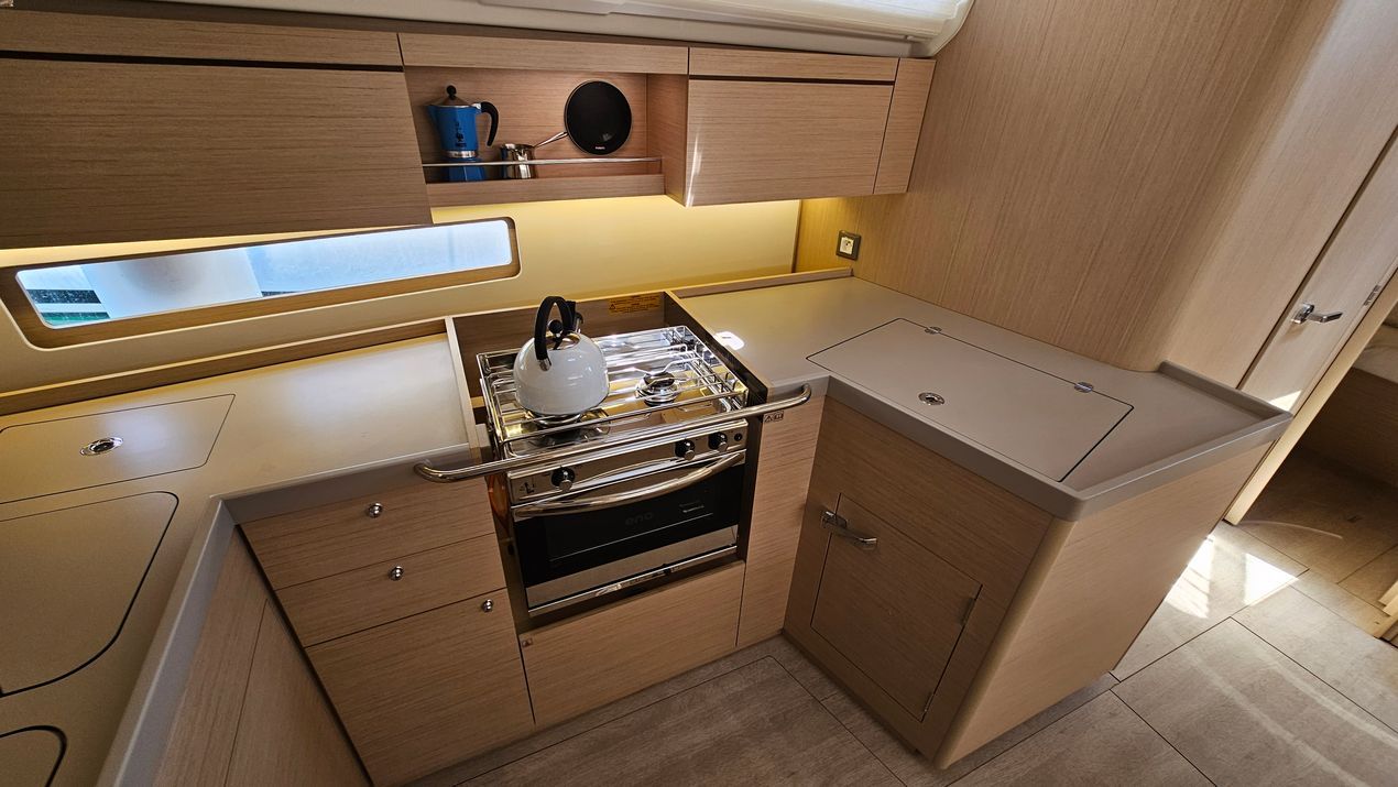 Beneteau Oceanis 40.1 | Dream Weaver