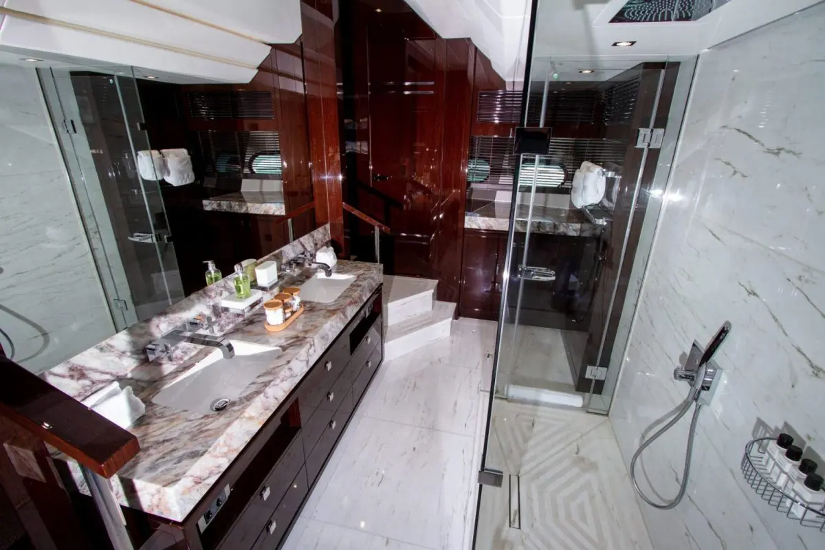 Sunseeker 116 | Legende