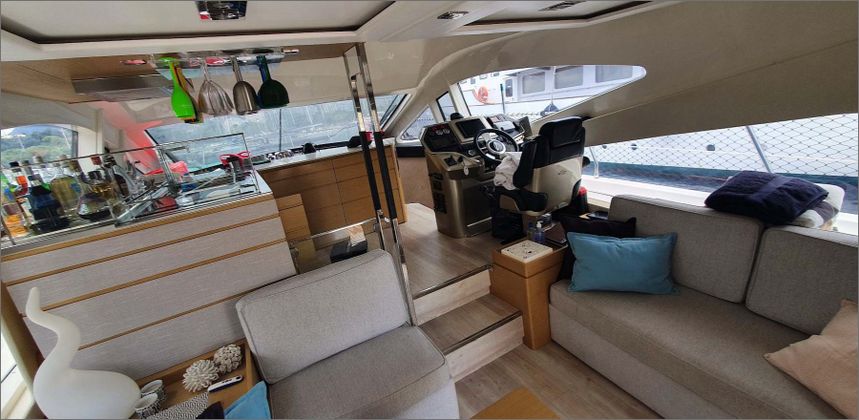 Intermarine 55 | Positiva