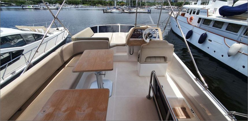 Intermarine 55 | Positiva