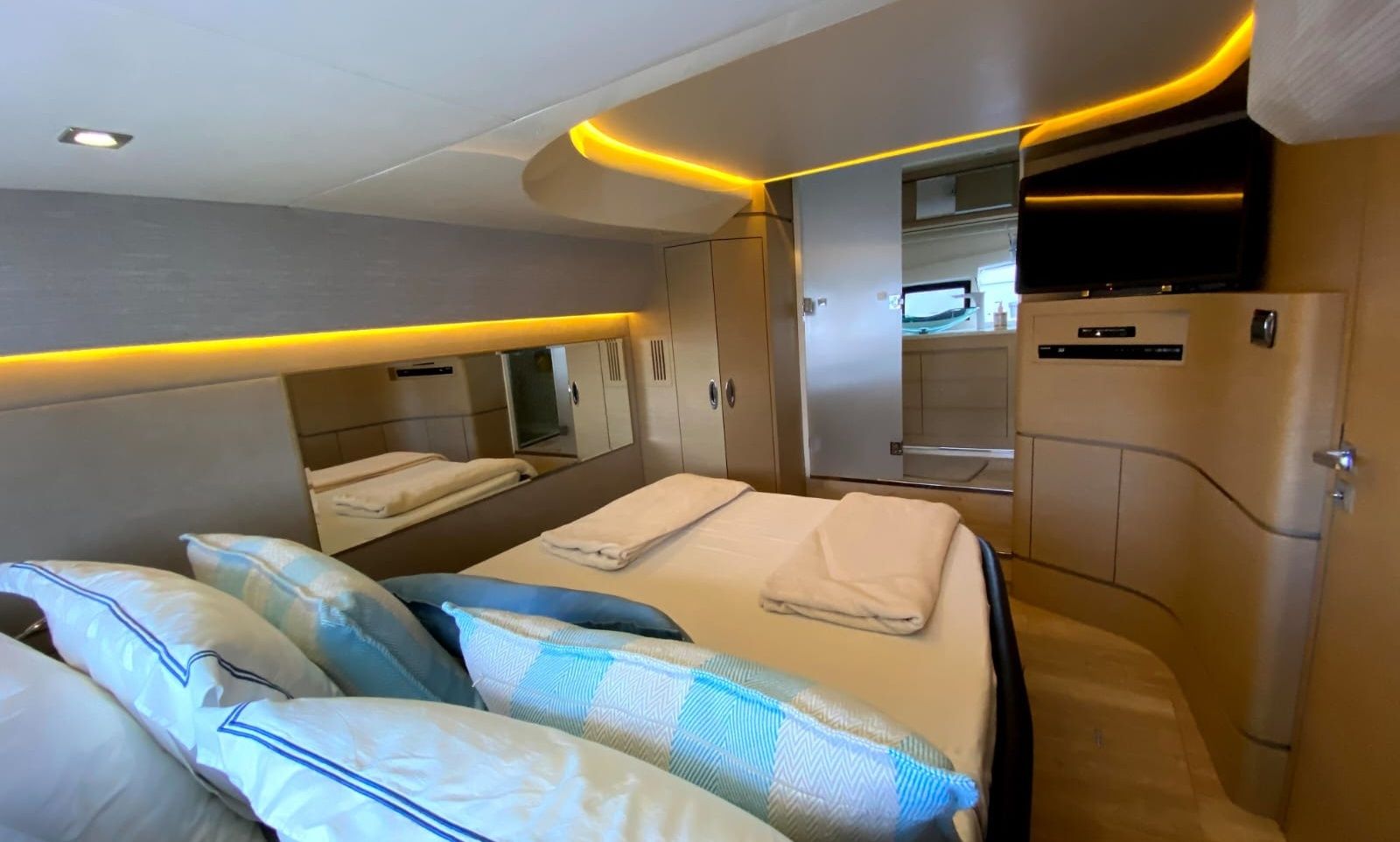 Intermarine 55 | Positiva