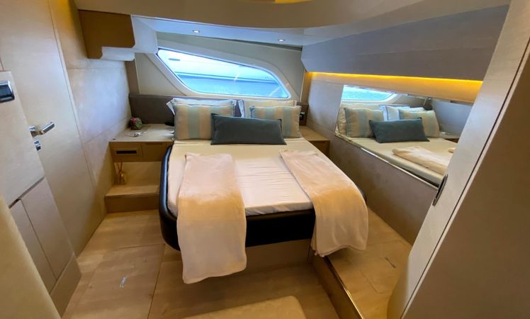 Intermarine 55 | Positiva