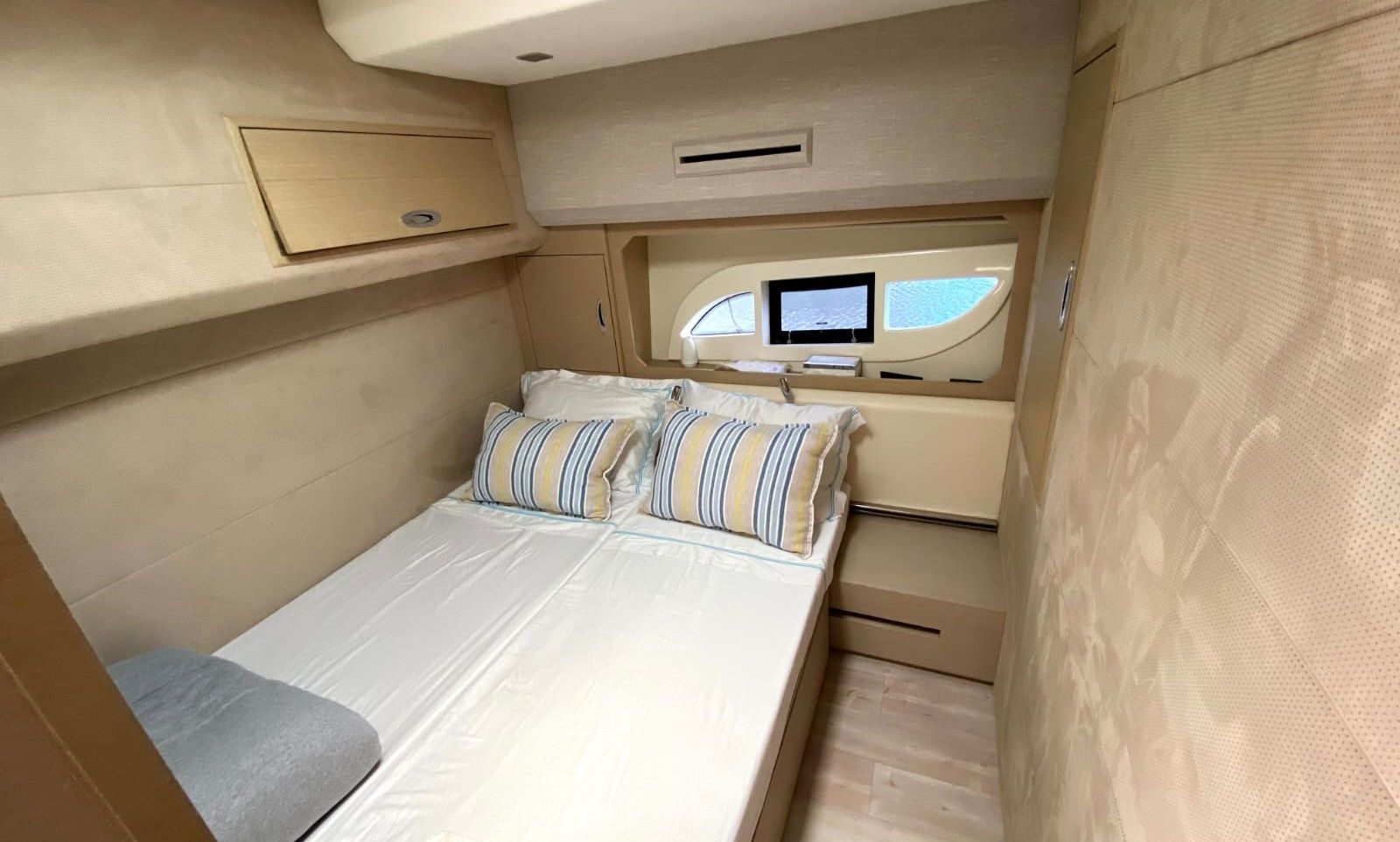 Intermarine 55 | Positiva