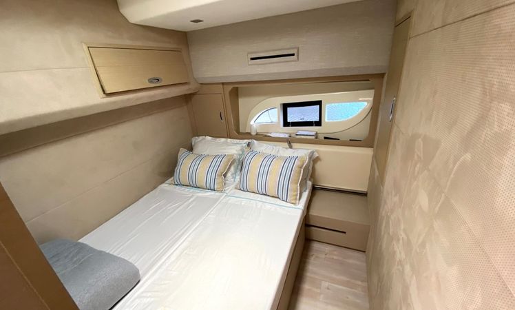 Intermarine 55 | Positiva