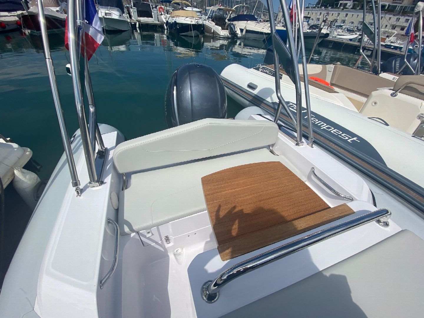 Capelli Tempest 630 S | Ginto