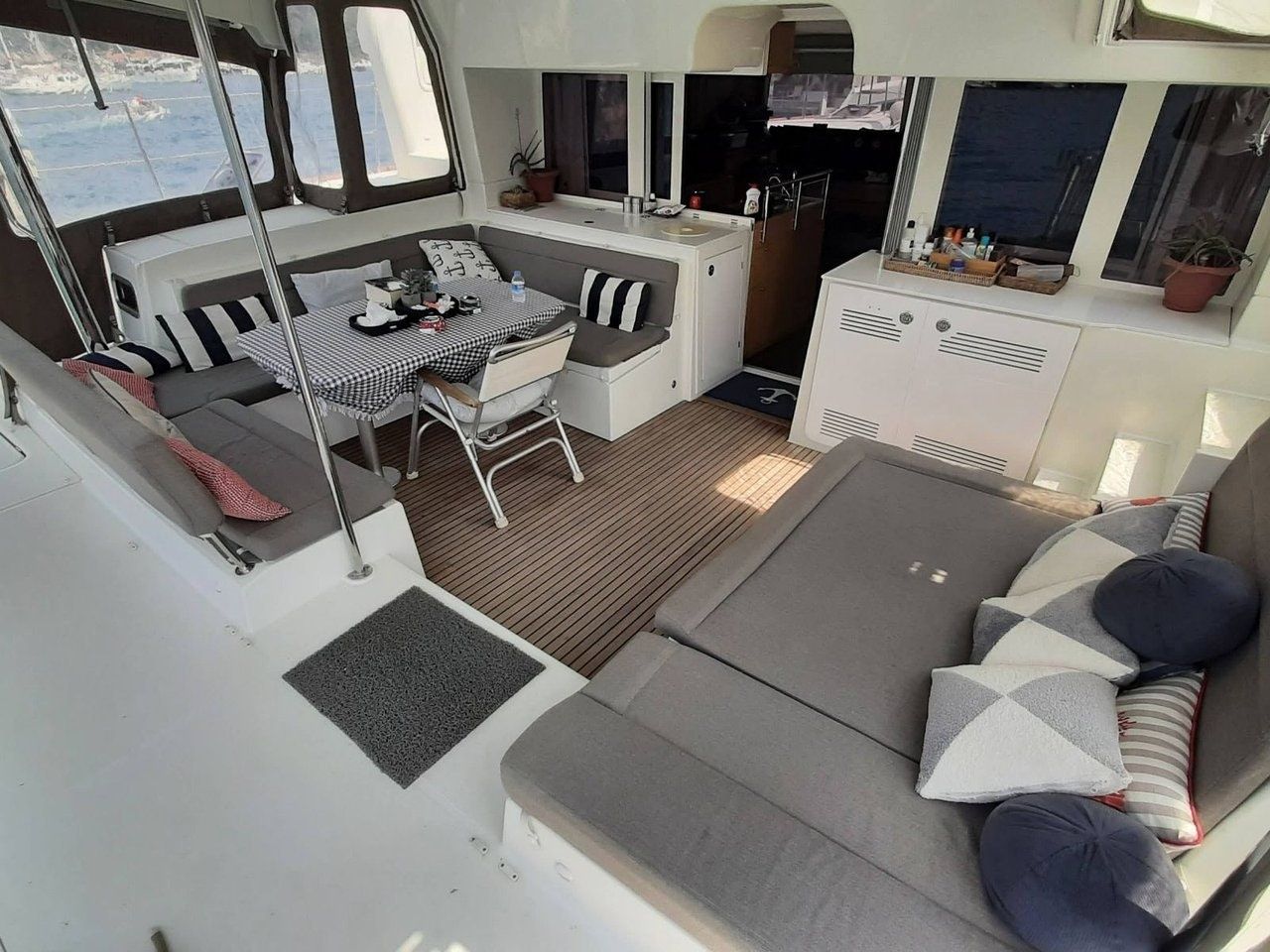 Lagoon 450 F | Loryma Sailing