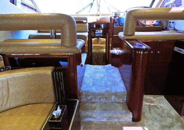 Gulf Craft Majesty 50F | SKK SKK