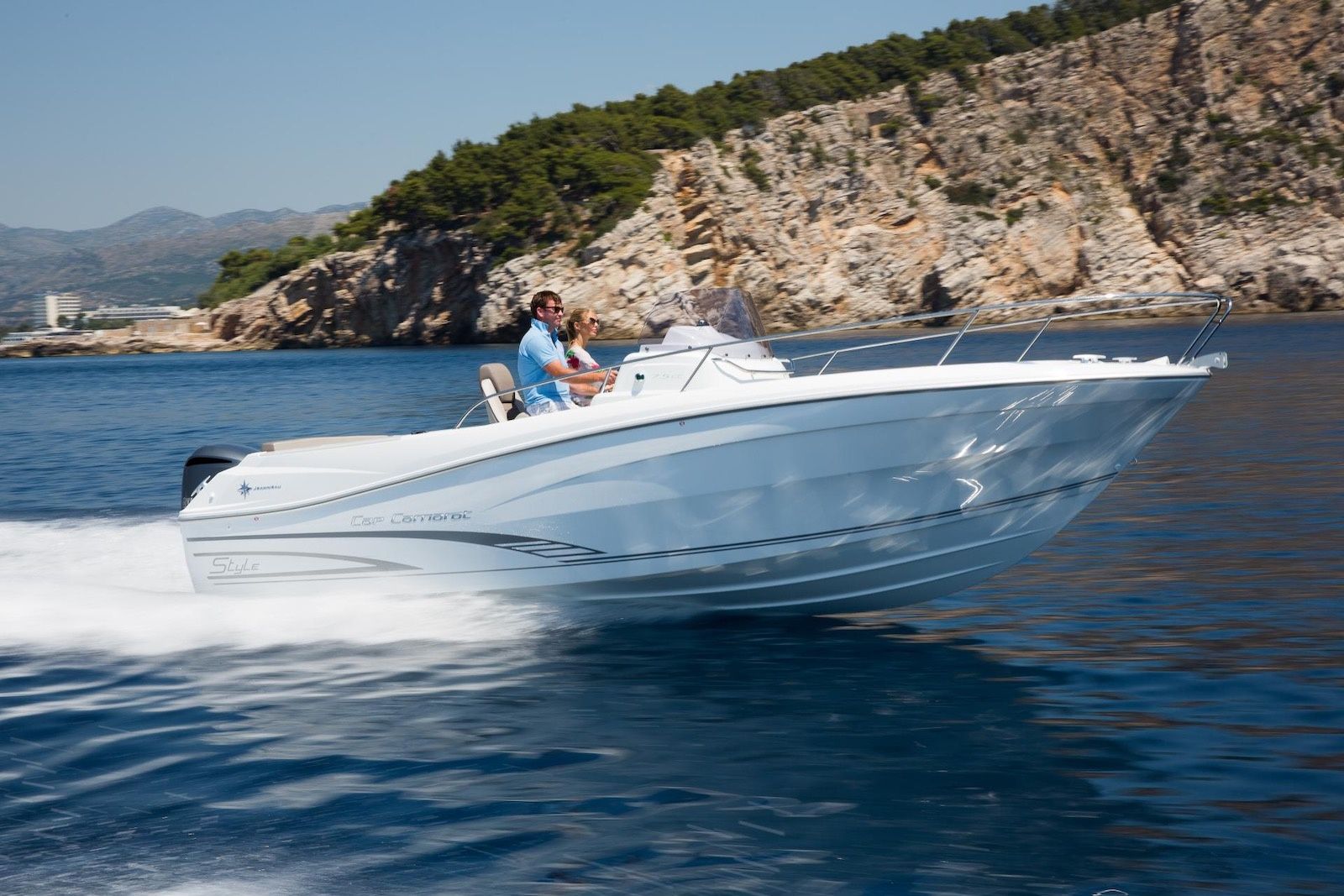 Jeanneau Cap Camarat 7.5 | 23 Honda