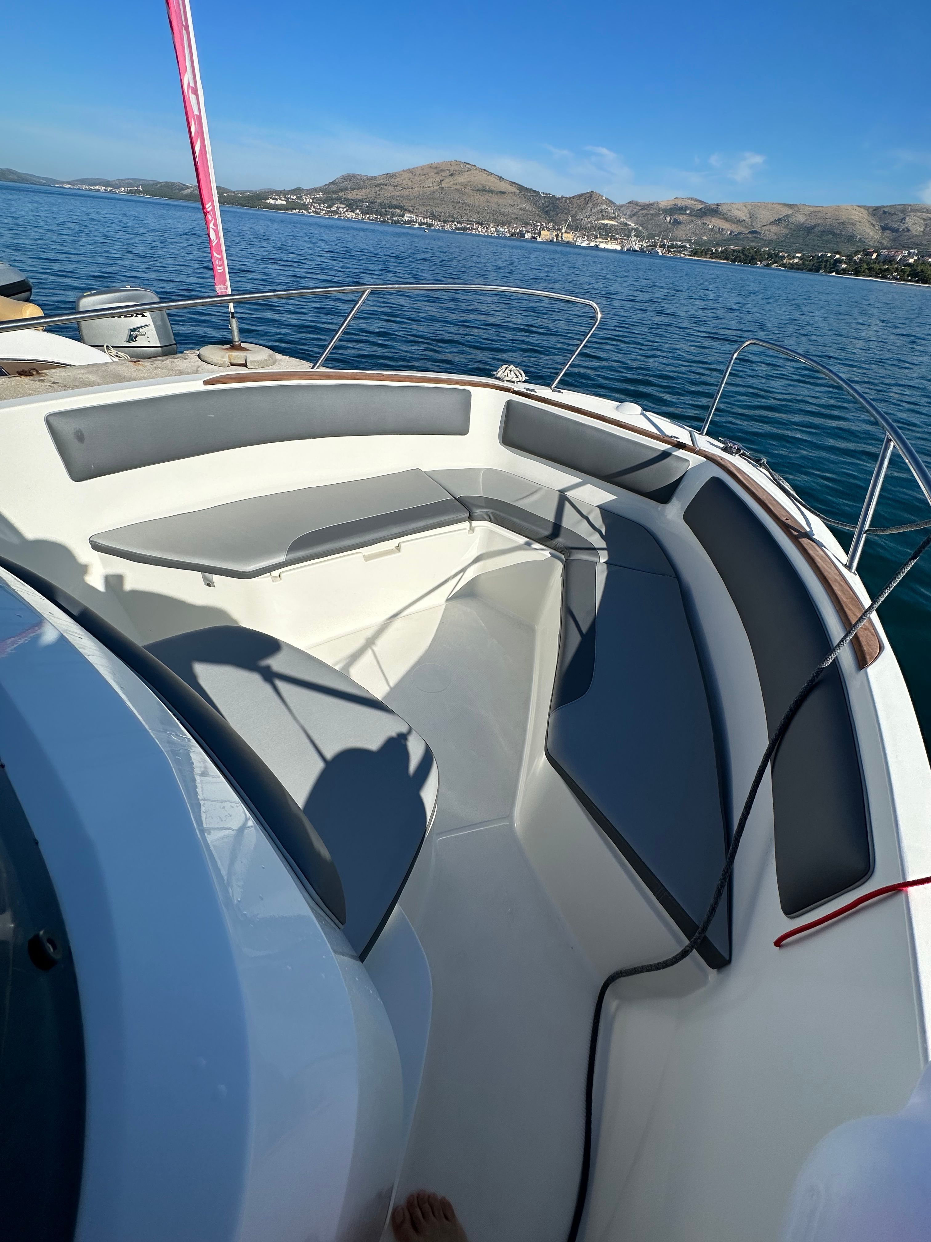 Jeanneau Cap Camarat 7.5 | 23 Honda