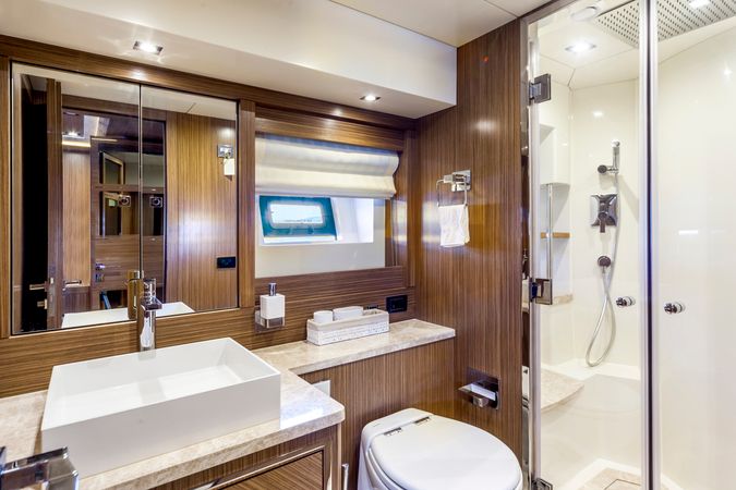 Sirena Yachts 64 | Salacia