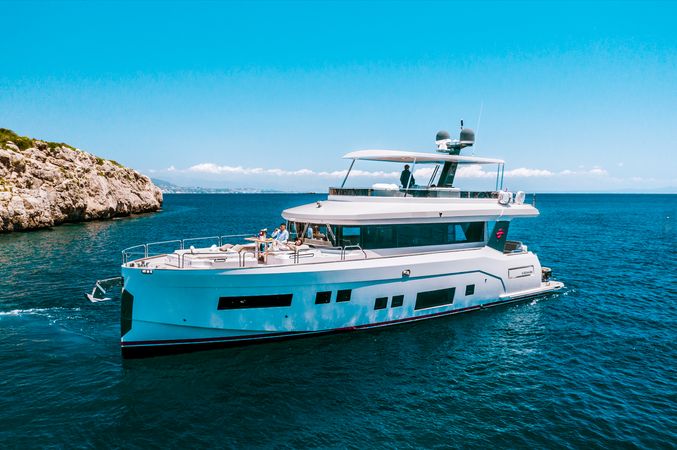 Sirena Yachts 64 | Salacia