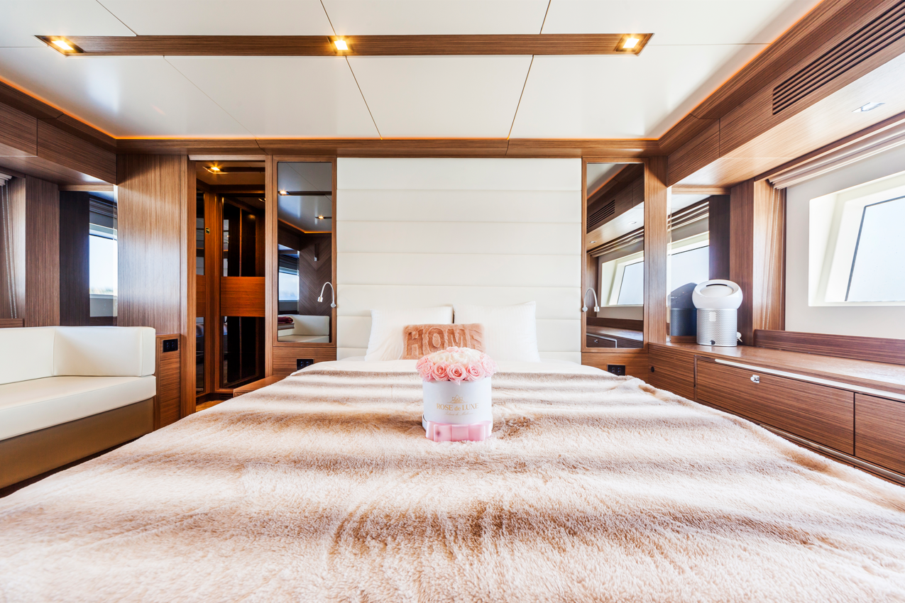 Sirena Yachts 64 | Salacia