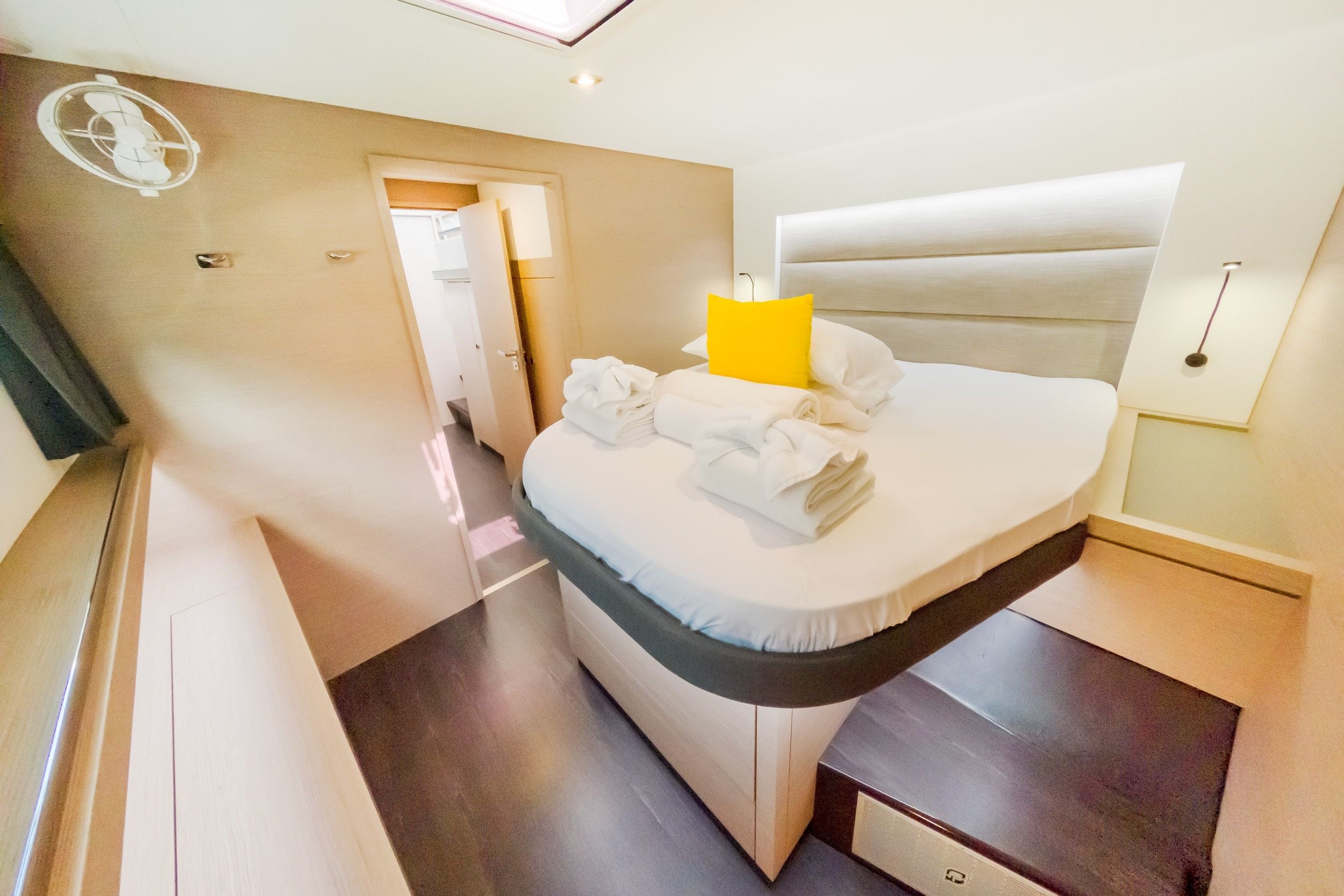 Fountaine Pajot Tanna 47 | Cattitude