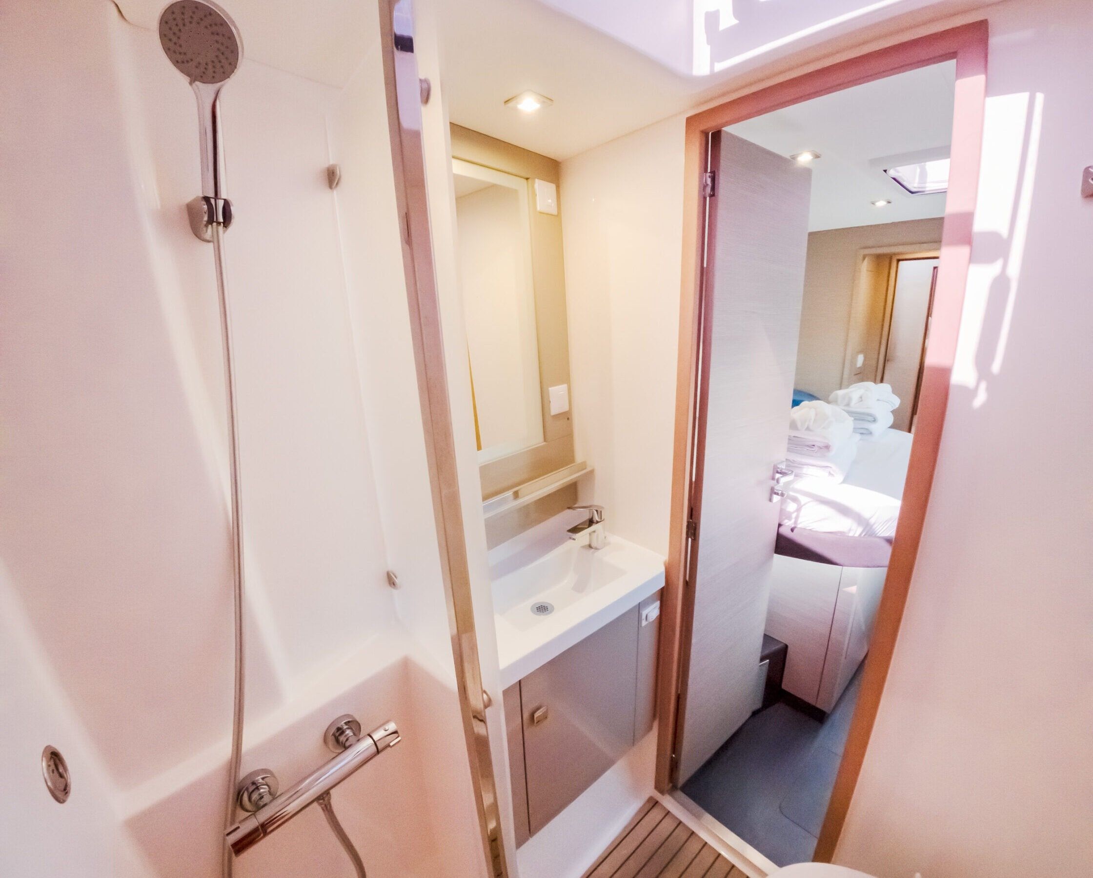 Fountaine Pajot Tanna 47 | Cattitude