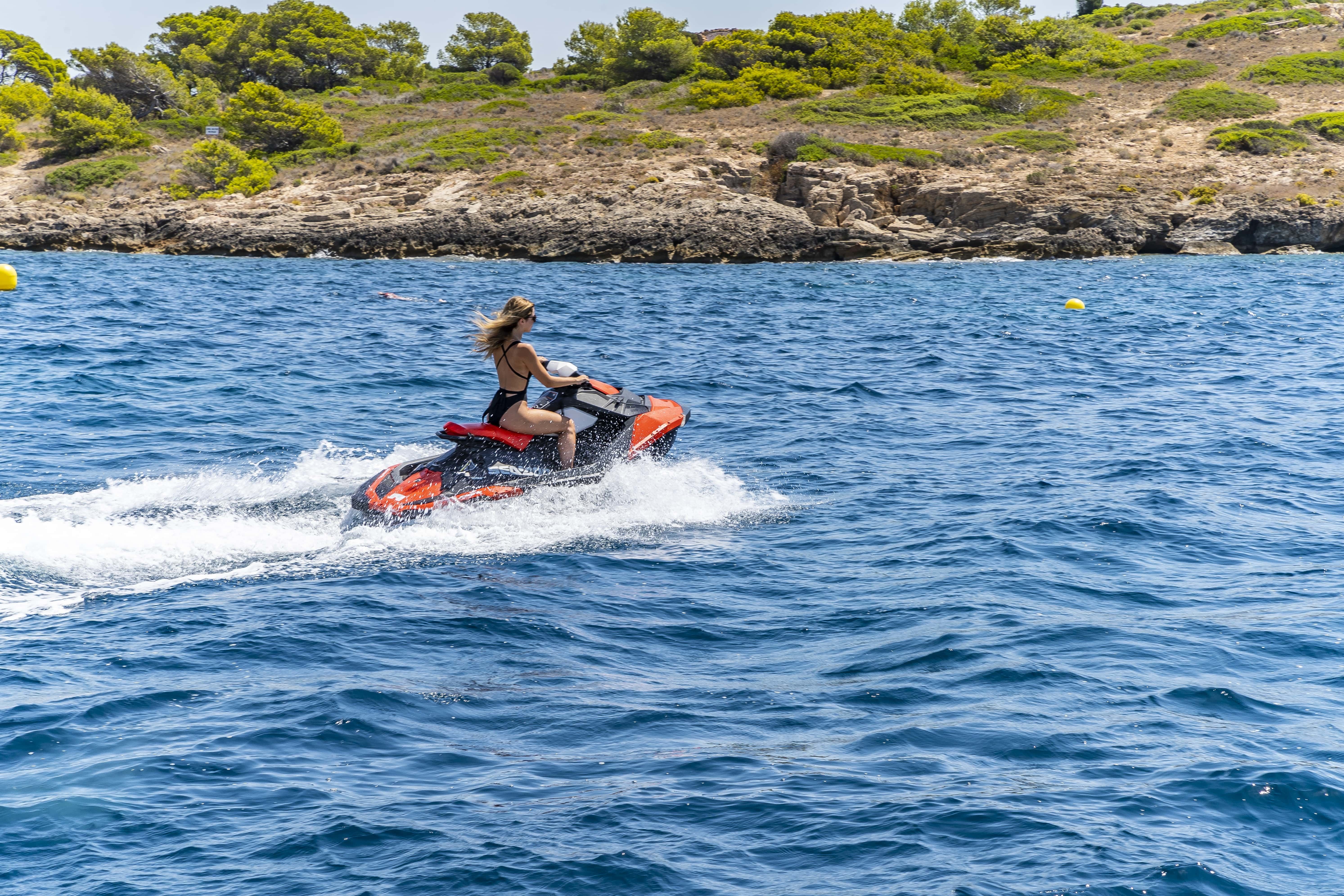 Guy Couach 70 | Parodia