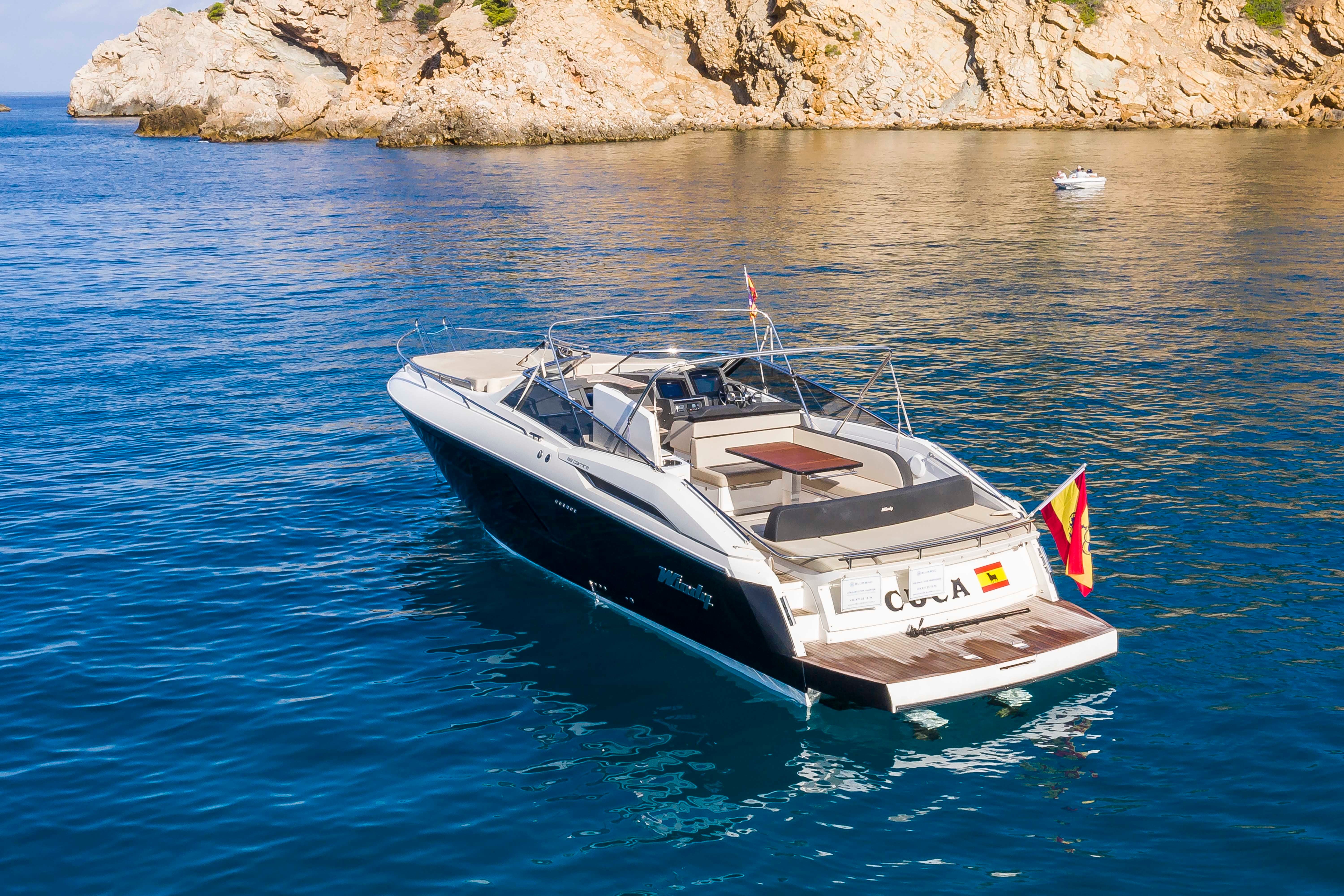 Windy 39 Camira | Cuca