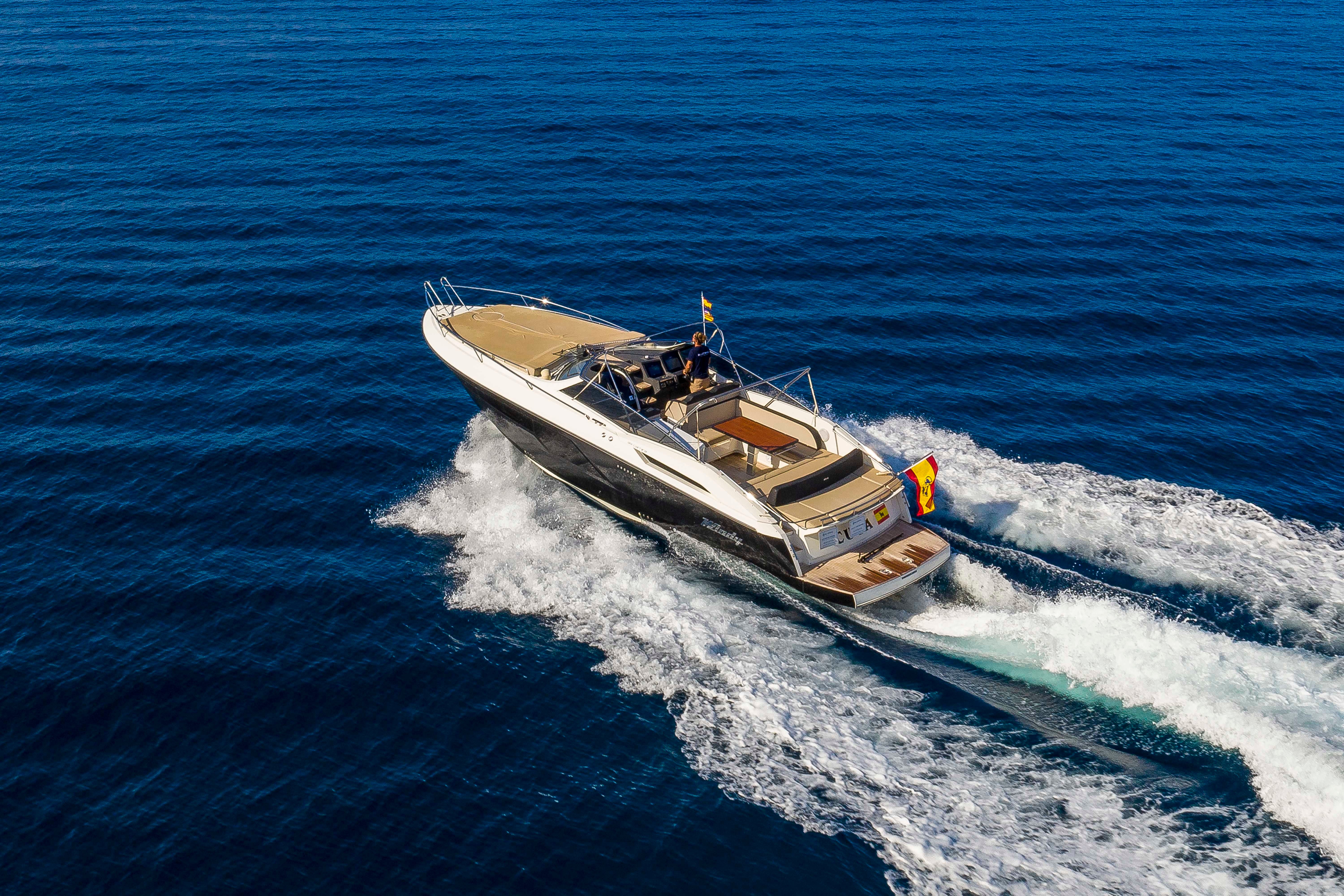 Windy 39 Camira | Cuca