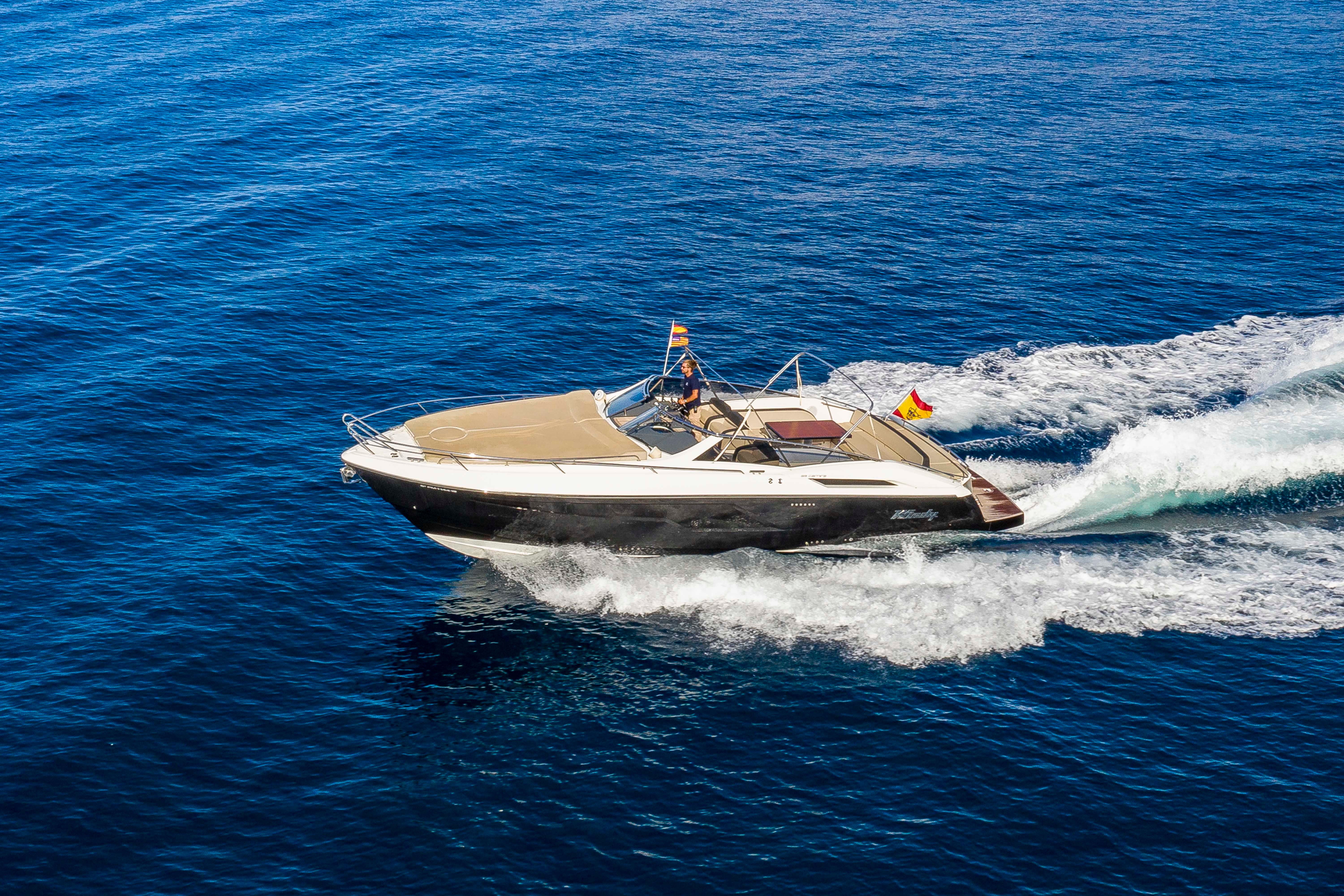 Windy 39 Camira | Cuca