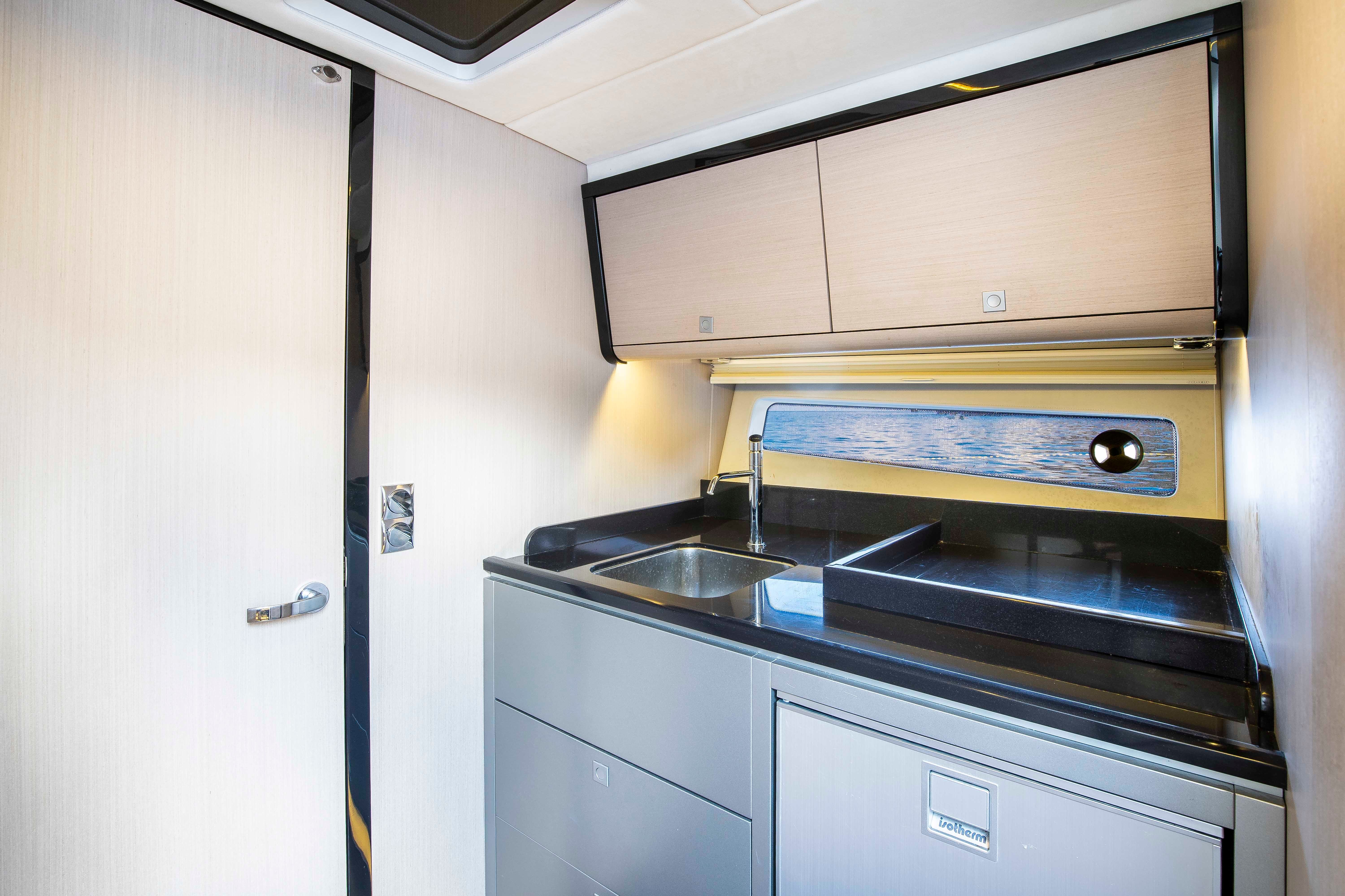 Windy 39 Camira | Cuca