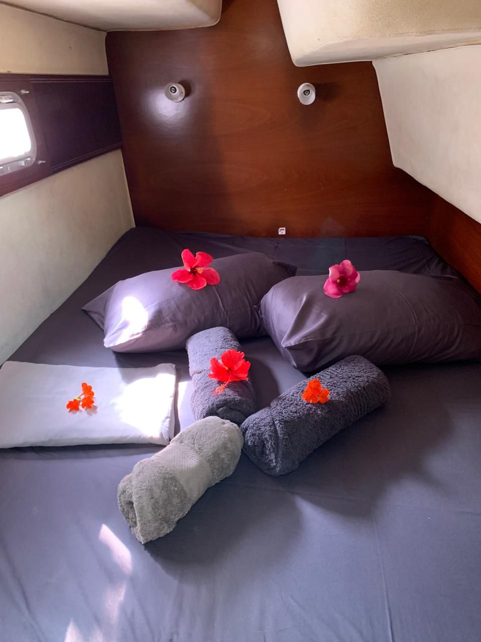 Fountaine Pajot MY 37 | Poerava