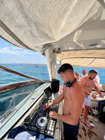 Sunseeker Camargue 50 | Sarah's Lucky lady