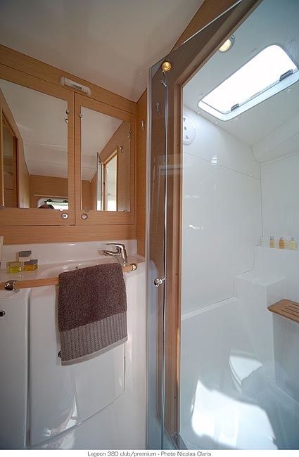 Lagoon 380 | Master 5