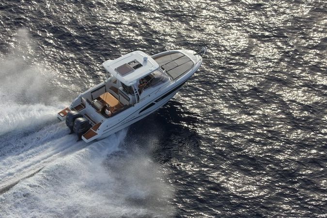 Jeanneau Cap Camarat 9.0 | Athos
