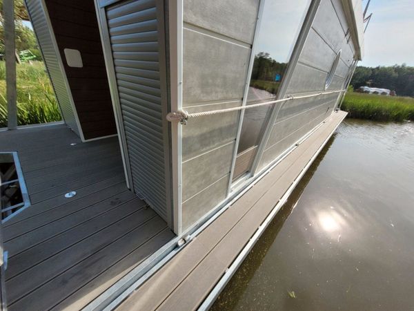 Houseboat Saunalounge 12.2 | Senno Lutz