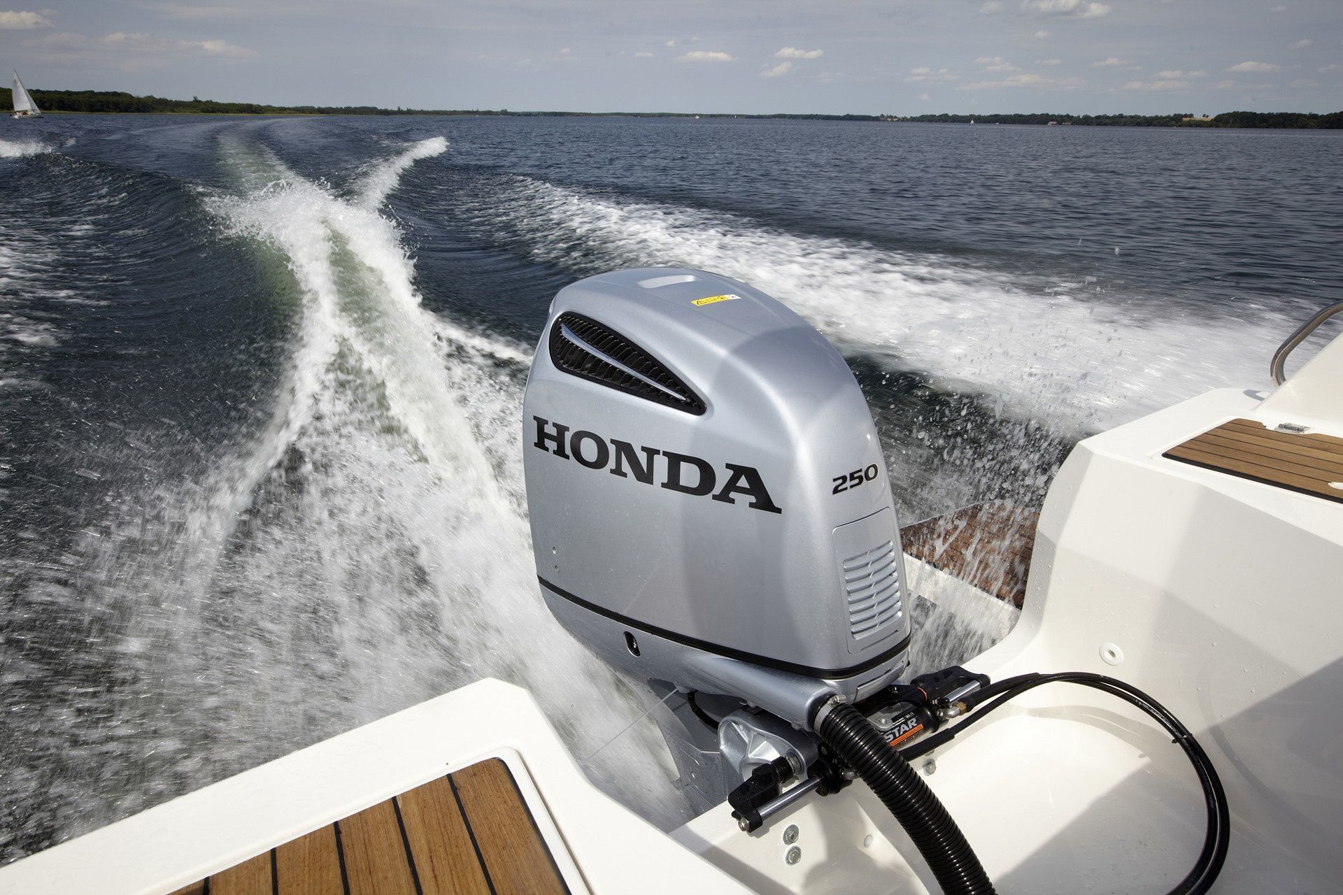 Atlantic Marine 750 | Gratus 1