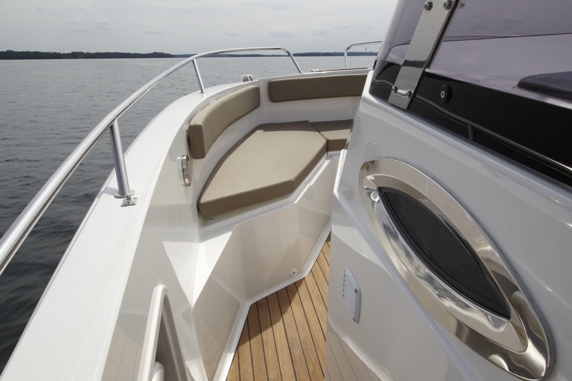 Atlantic Marine 750 | Gratus 1
