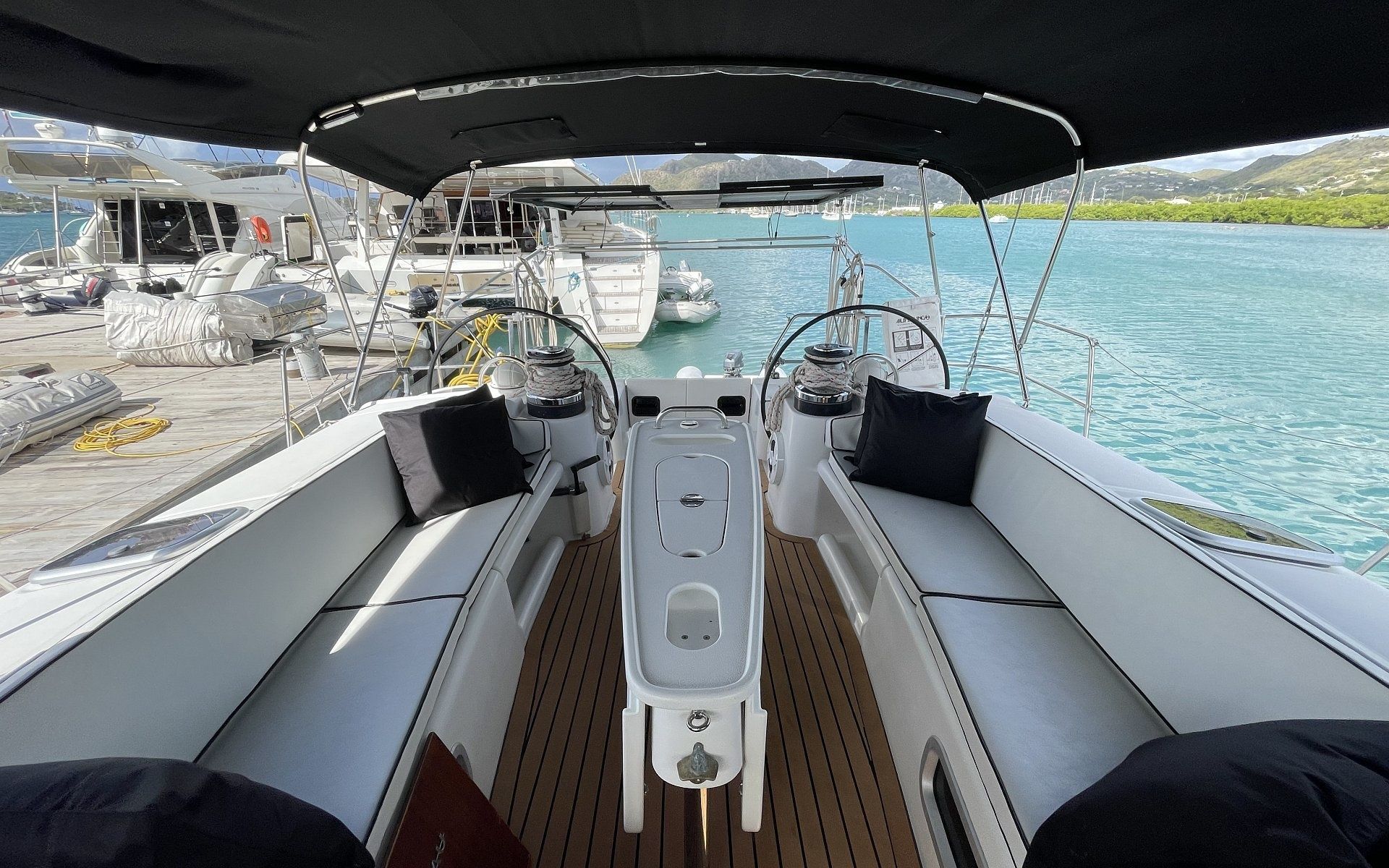 Beneteau Oceanis Clipper 523 | Bailey Grace