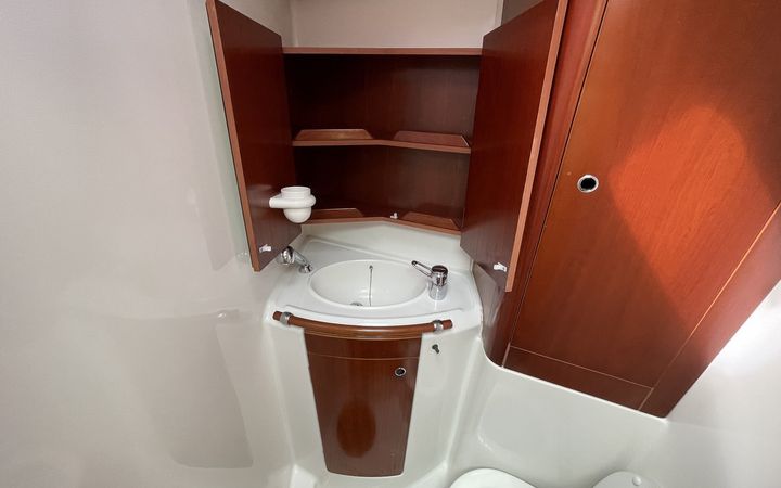 Beneteau Oceanis Clipper 523 | Bailey Grace