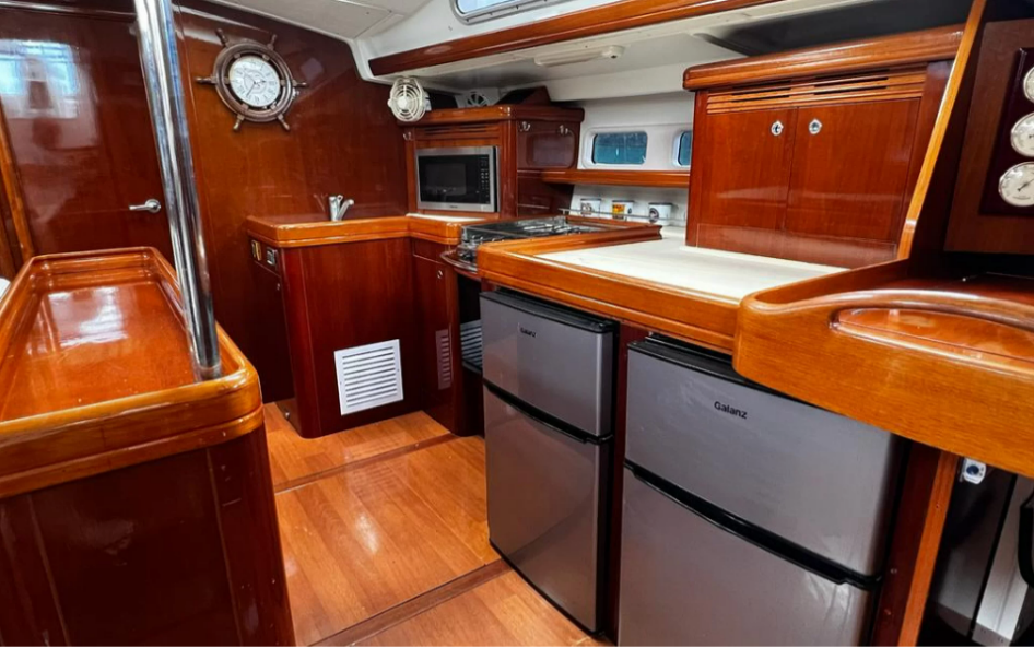 Beneteau Oceanis Clipper 523 | Bailey Grace