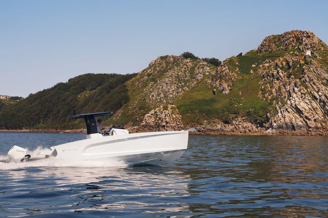 Titan Yachts UX | Dandara