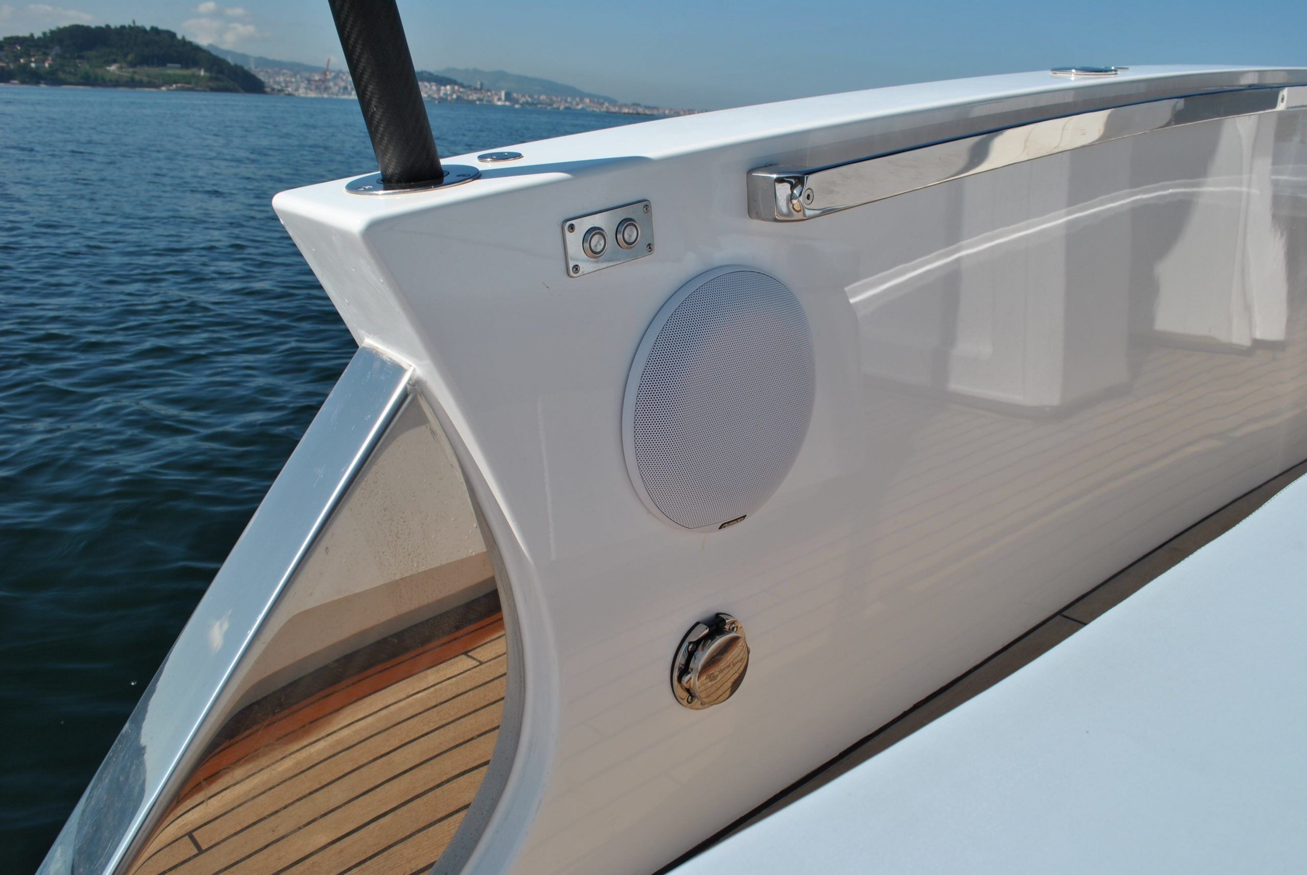 Titan Yachts UX | Dandara
