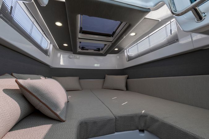 Axopar 37 Sun Top | Noali