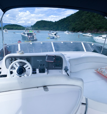 Intermarine Azimut 600 | Belatrix