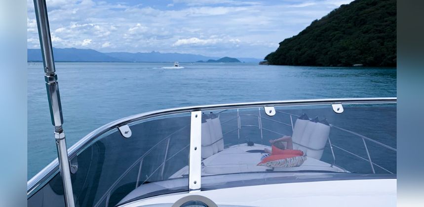 Intermarine Azimut 600 | Belatrix