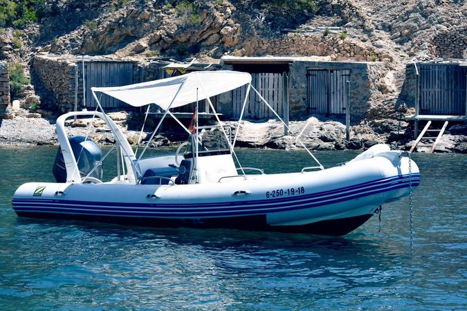 Zodiac Medline 650 | Narai