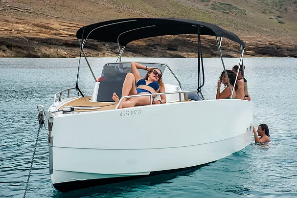 Nuva Yachts M6 | Athenea