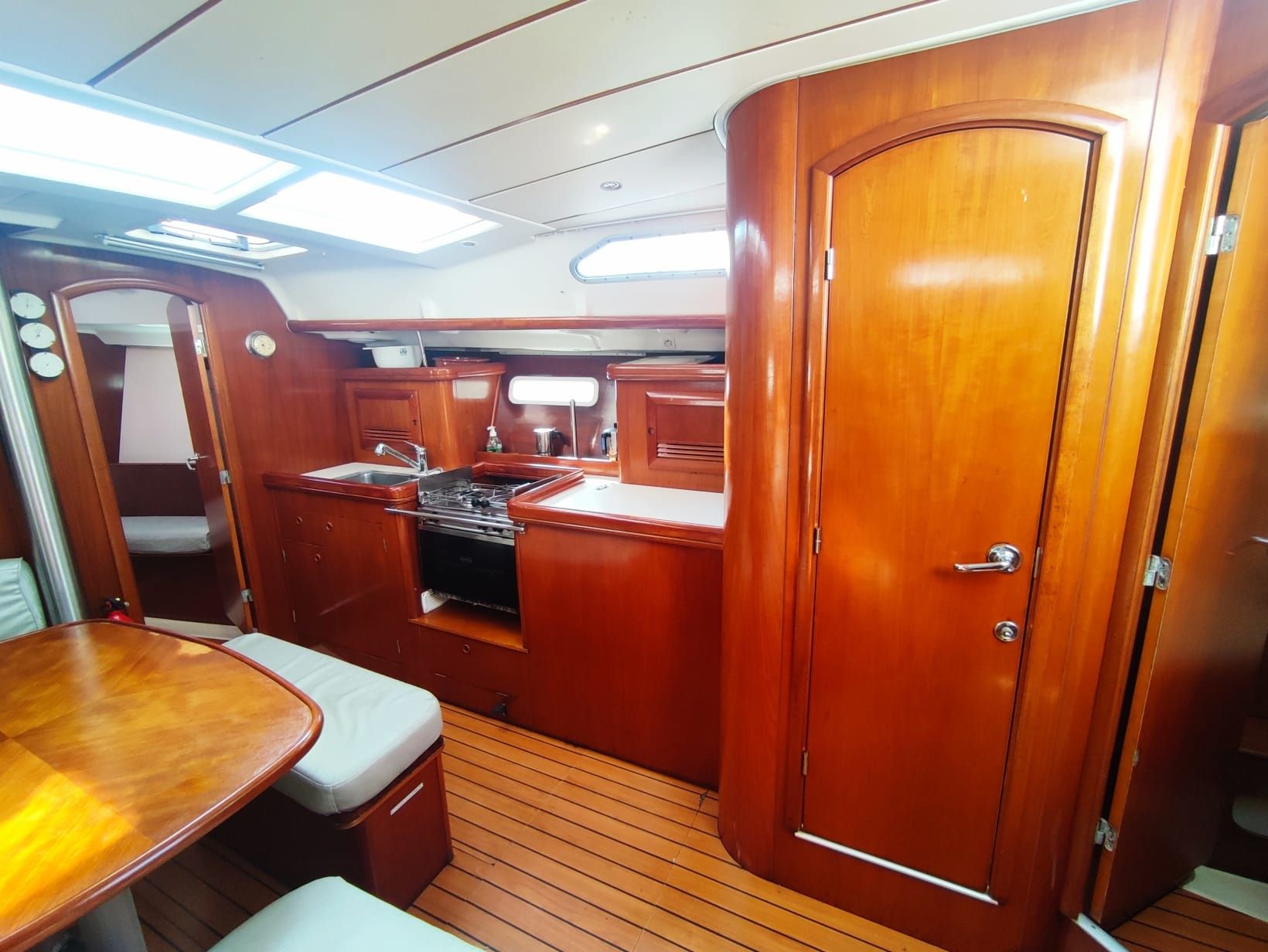 Beneteau Oceanis Clipper 393 | Vodka