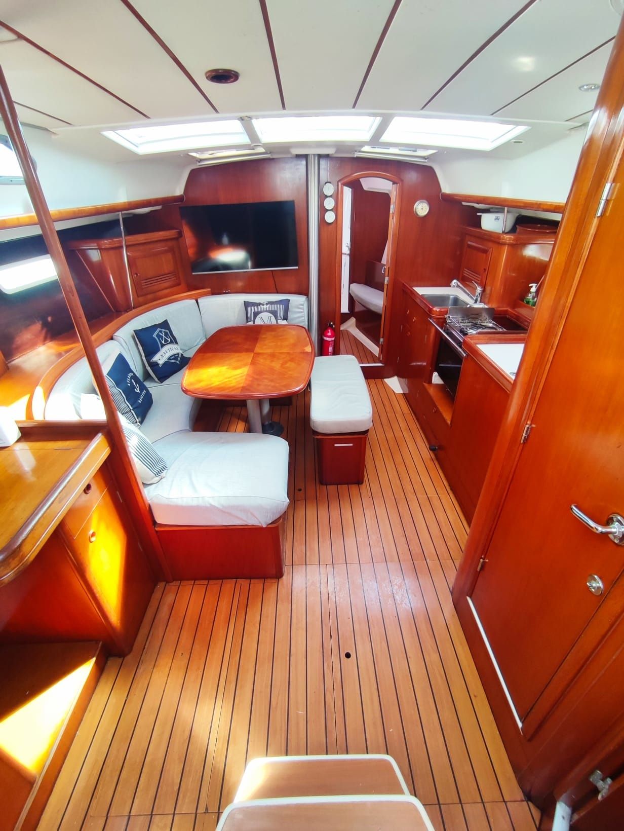 Beneteau Oceanis Clipper 393 | Vodka