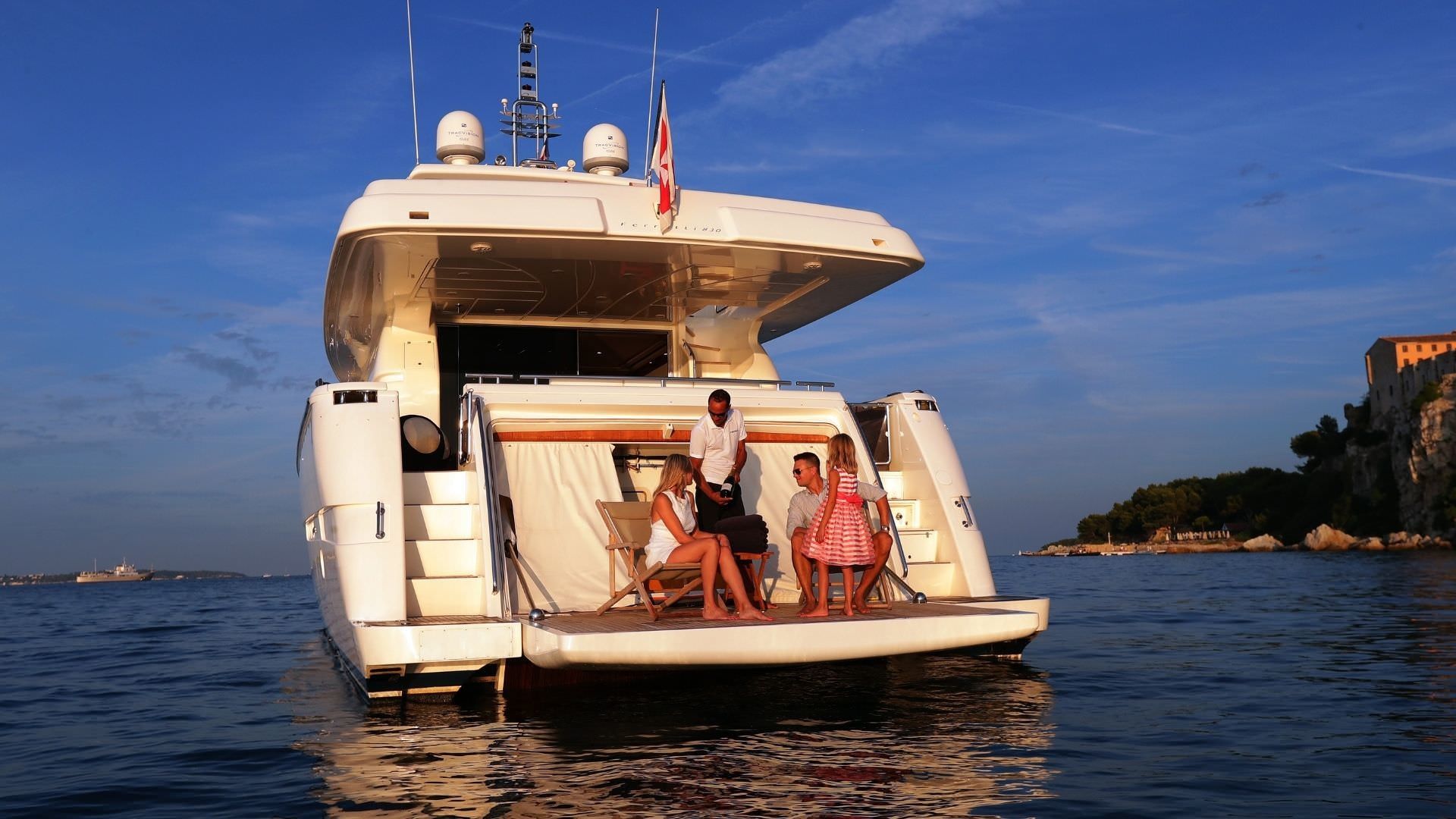 Ferretti 830 | Felina