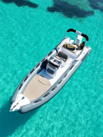Ranieri 26 Cayman | 23