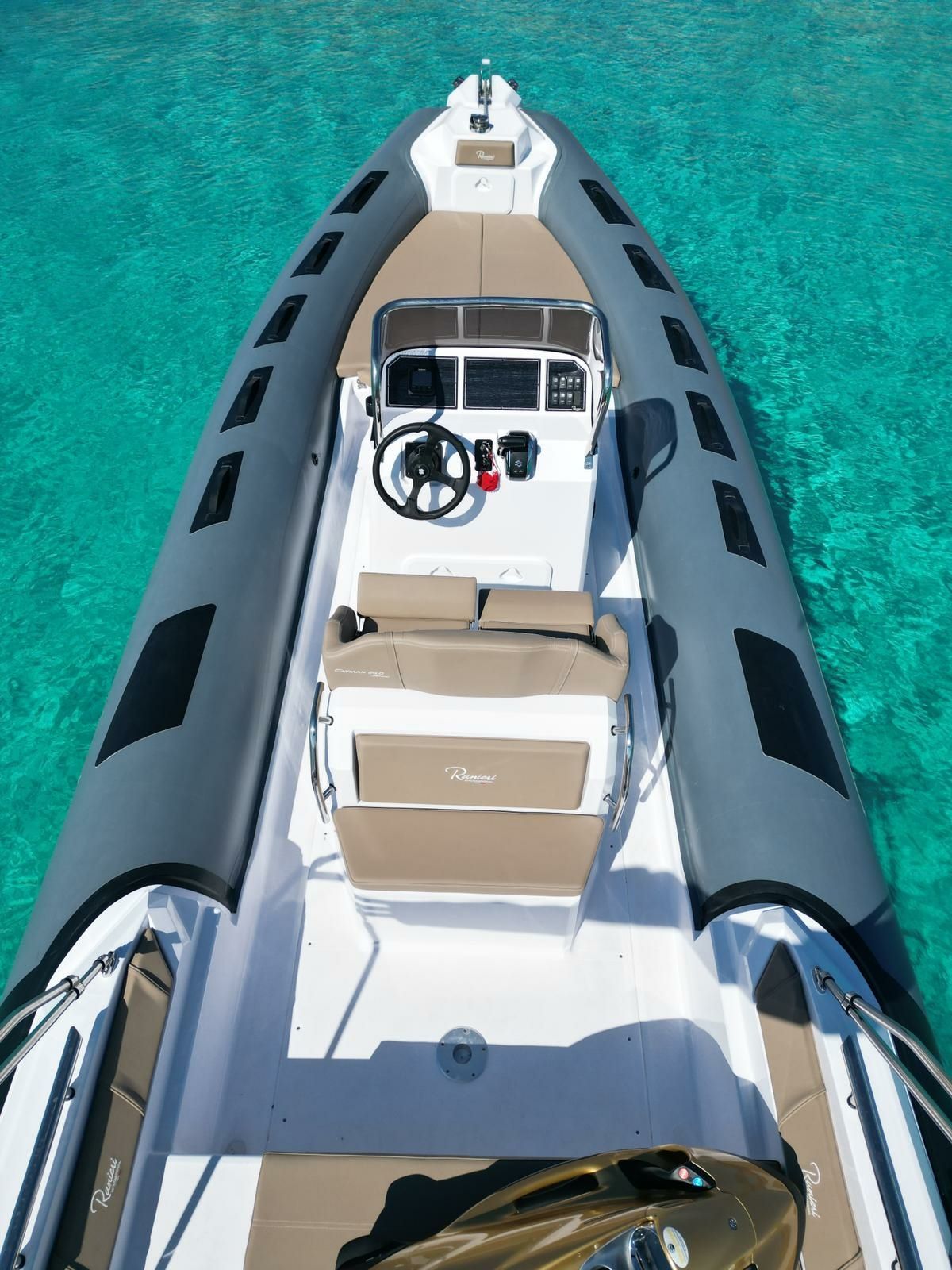 Ranieri 26 Cayman | 23