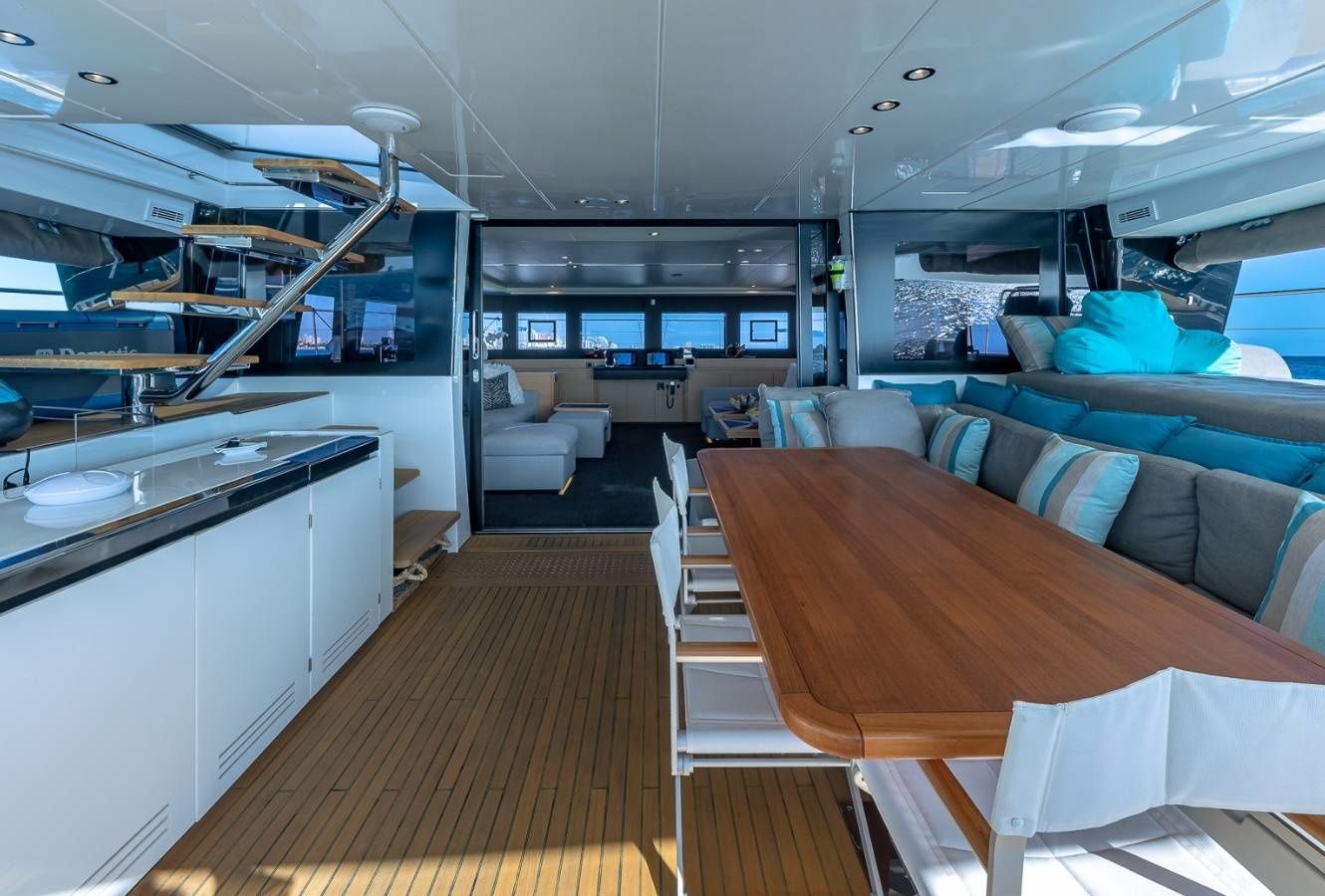 Lagoon Power 630 | Balance