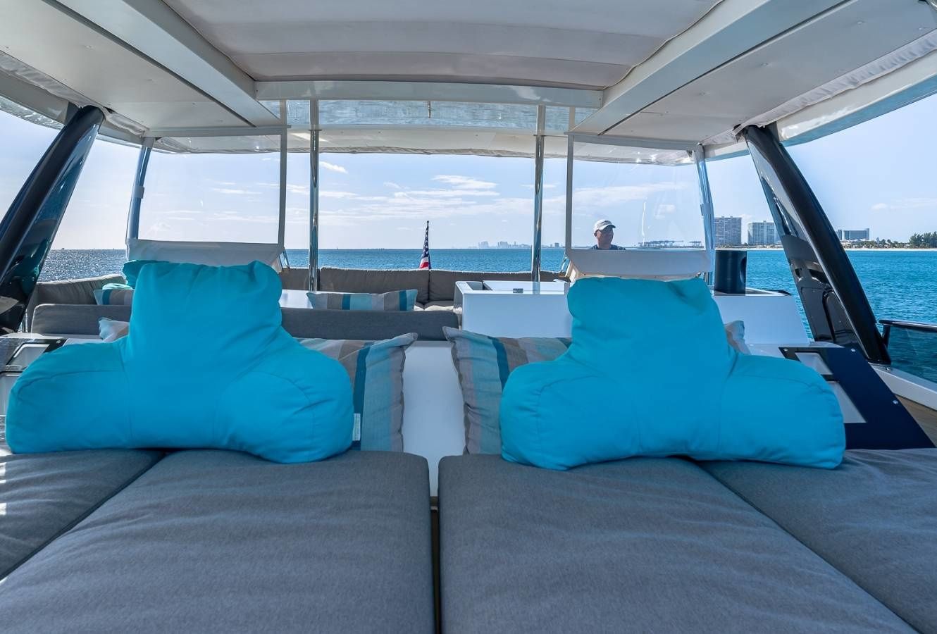 Lagoon Power 630 | Balance