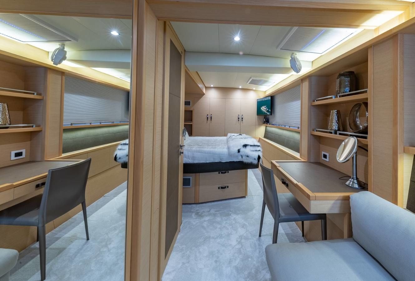 Lagoon Power 630 | Balance