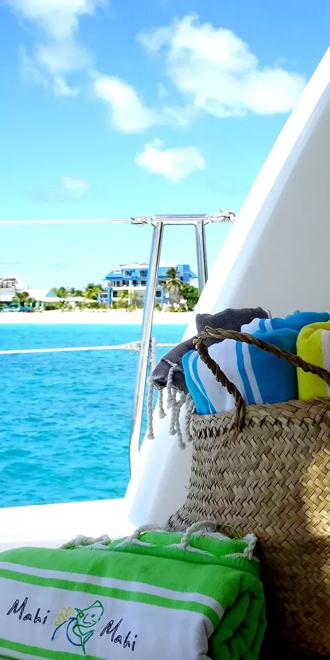 Leopard 46 | Mahi Mahi